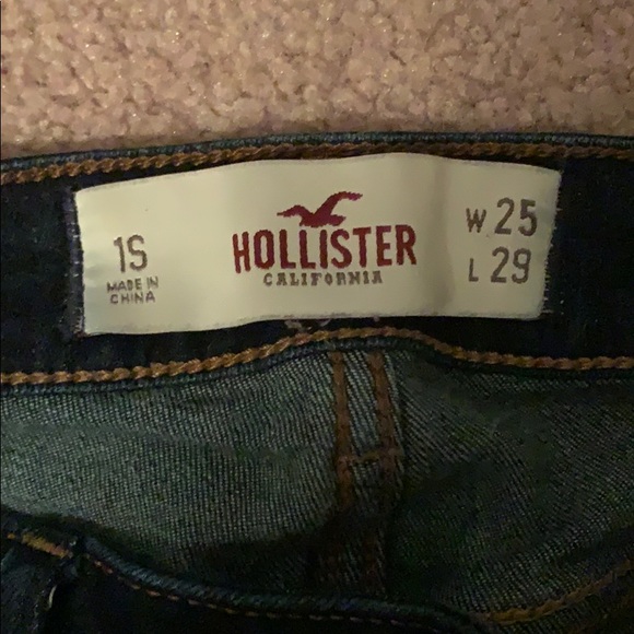 Hollister Jeans size 1S (skinny) - Picture 3 of 3